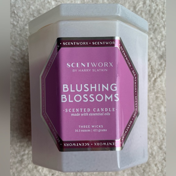 Scentworx By Harry Slatkin Blushing Bossoms Candle 3 Wick Peony Vanilla 14.5oz - Picture 1 of 7